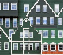 Фото Отель Golden Tulip Inntel в Голландии. Материал: Фиброцементный сайдинг Cedral | WAM architecten, Coenderstraat 3-4, NL-2613 SM Delft, desing: Molenaar &amp; Van Winden. Фото № 364063134